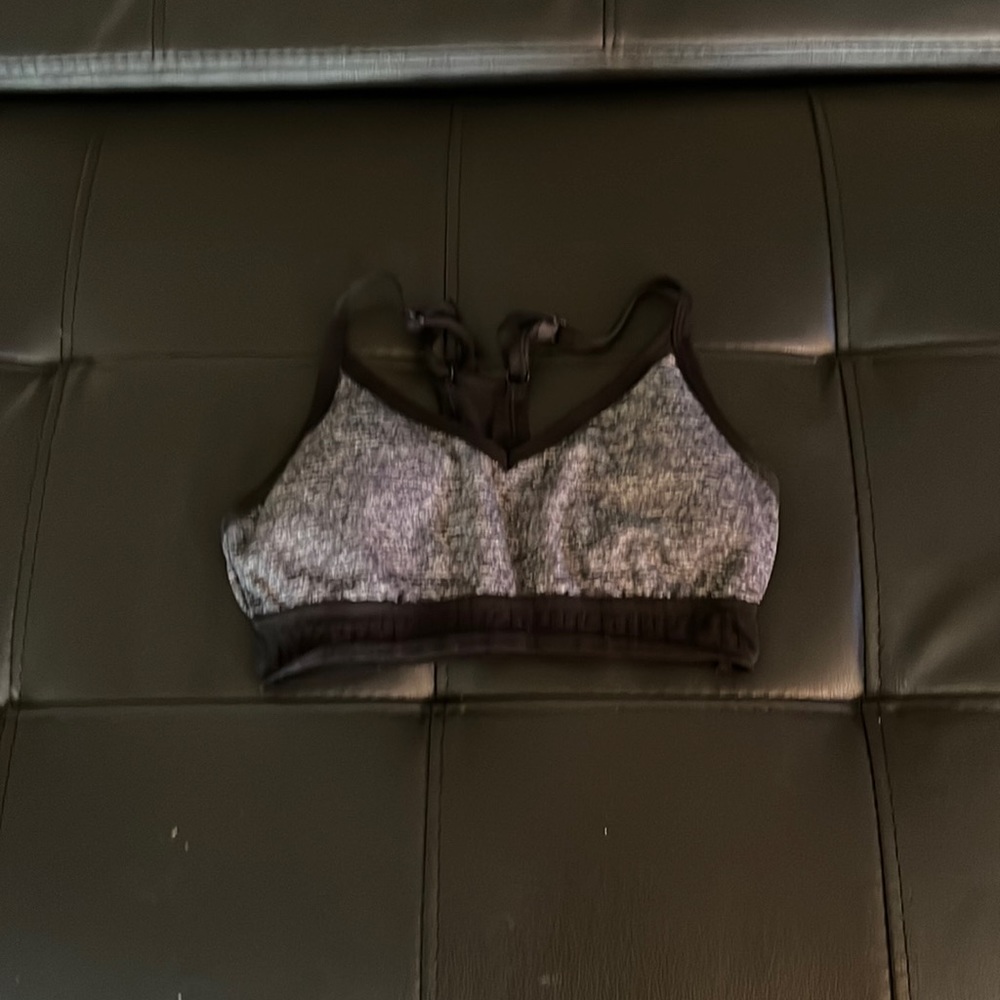 Sports bra